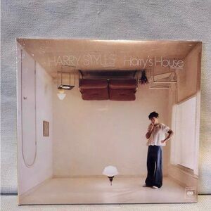 Columbia Harry's House CD - Cream and Brown